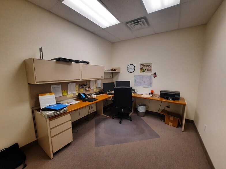 More Photos Of 909 E St Patrick St, Rapid City Storefront Retail Office For Sale