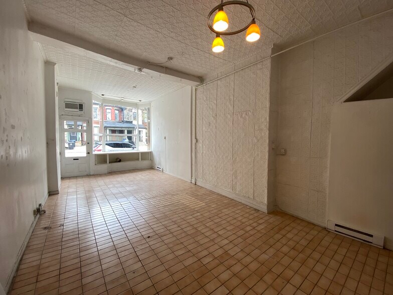 More Photos Of 249-253 Gerrard St E, Toronto Storefront Retail Residential For Lease