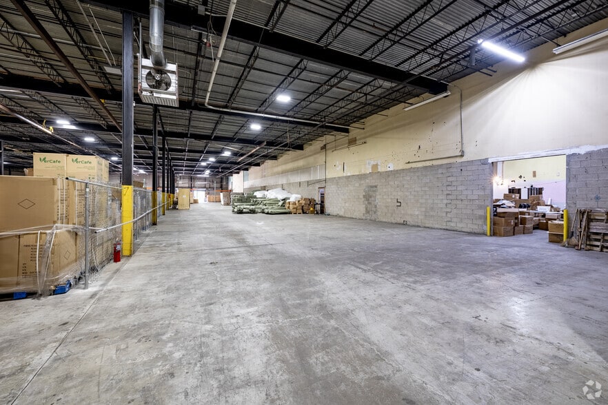 More Photos Of 55 Kennedy Dr, Hauppauge Flex For Lease