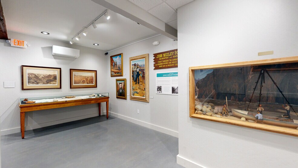 More Photos Of 6 N Lake Powell Blvd, Page Flex For Sale