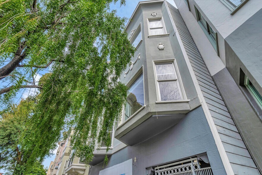 More Photos Of 221 San Jose Ave, San Francisco Apartments For Sale