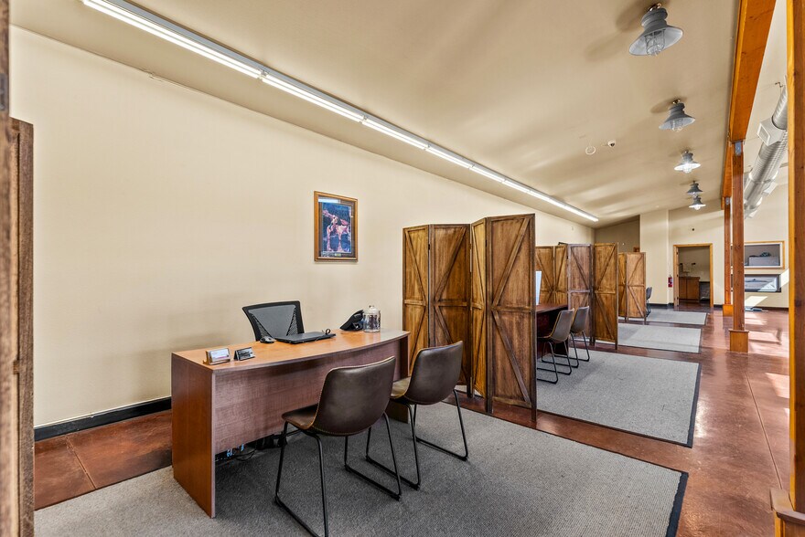 More Photos Of 911 19th Ave, Oroville Freestanding For Sale