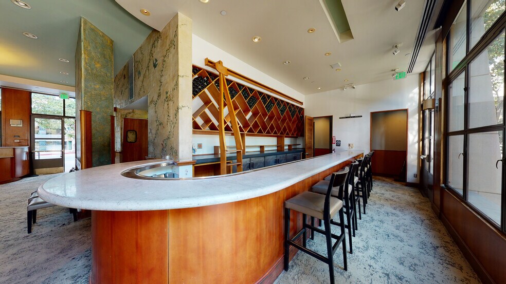 More Photos Of 700 W 5th St, Los Angeles Storefront For Lease