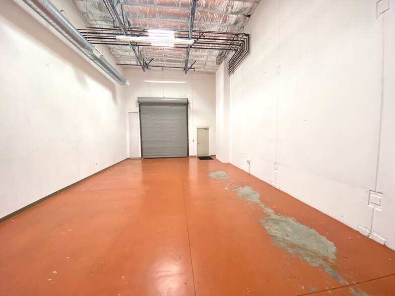 More Photos Of 4320 Redwood Hwy, San Rafael Warehouse For Sale