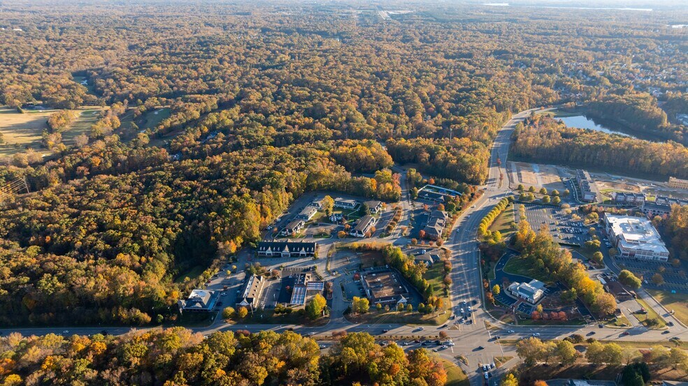 More Photos Of 324 Browns Hill Ct, Midlothian Coworking Space