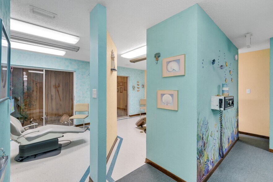 More Photos Of 150 Banana River Dr, Merritt Island Medical For Sale