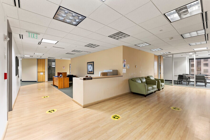 More Photos Of 1100 Alakea St, Honolulu Office For Sale