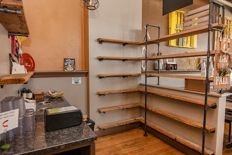 More Photos Of 63 Federal St, Pittsfield Apartments For Lease