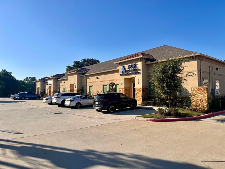 Primary Photo Of 19427 Champion Forest Dr, Spring Medical For Sale