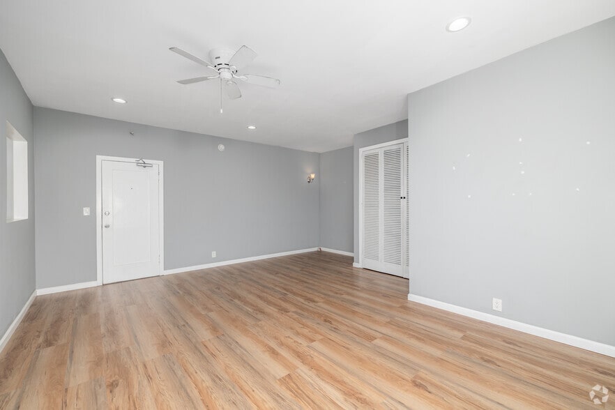 More Photos Of 601 N Rossmore Ave, Los Angeles Apartments For Sale