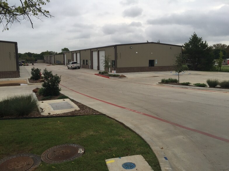 More Photos Of 5501 Fishtrap Rd, Denton Industrial For Sale