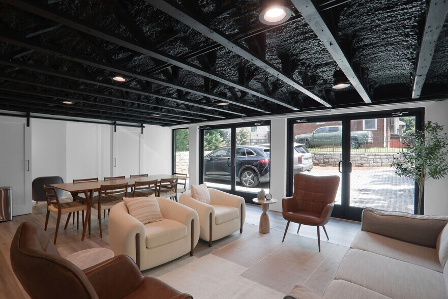 More Photos Of 1074 Ponce De Leon Ave, Atlanta Office For Sale