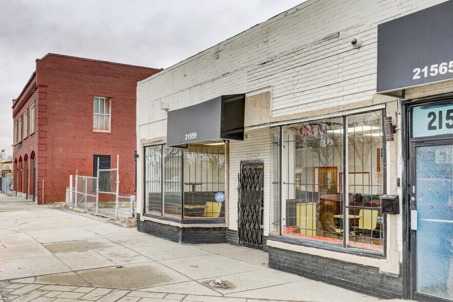 More Photos Of 21559 Grand River Ave, Detroit Storefront For Lease