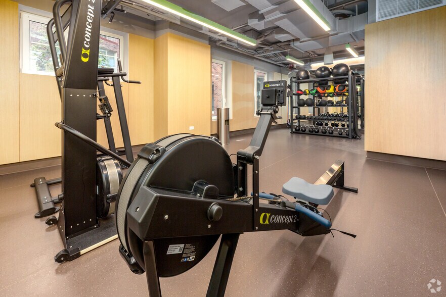 More Photos Of 5300 Wisconsin Ave, Washington Apartments For Lease