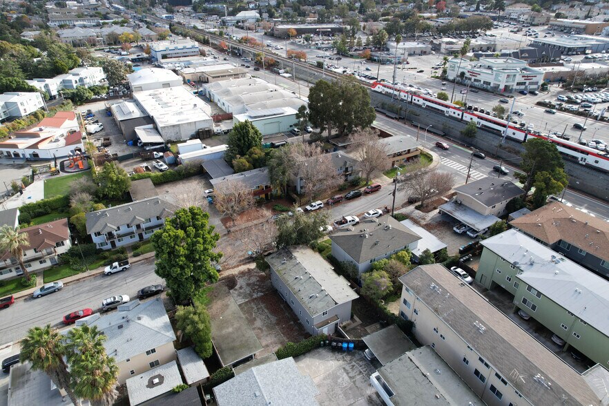 More Photos Of 19 E 41st Pl, San Mateo Apartments For Sale