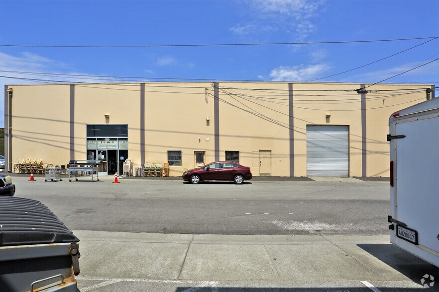 More Photos Of 325 Elder Ave, Sand City Warehouse For Lease