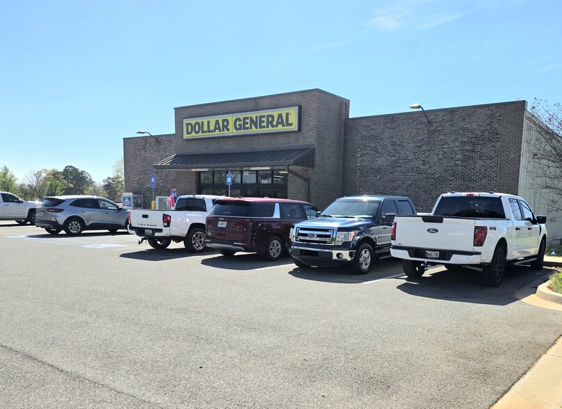 More Photos Of 2925 US Highway 341 S, Hawkinsville General Retail For Sale