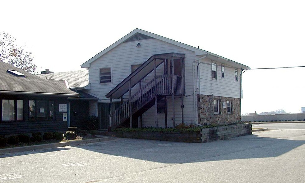 More Photos Of 1102 E Joppa Rd, Towson Medical For Lease