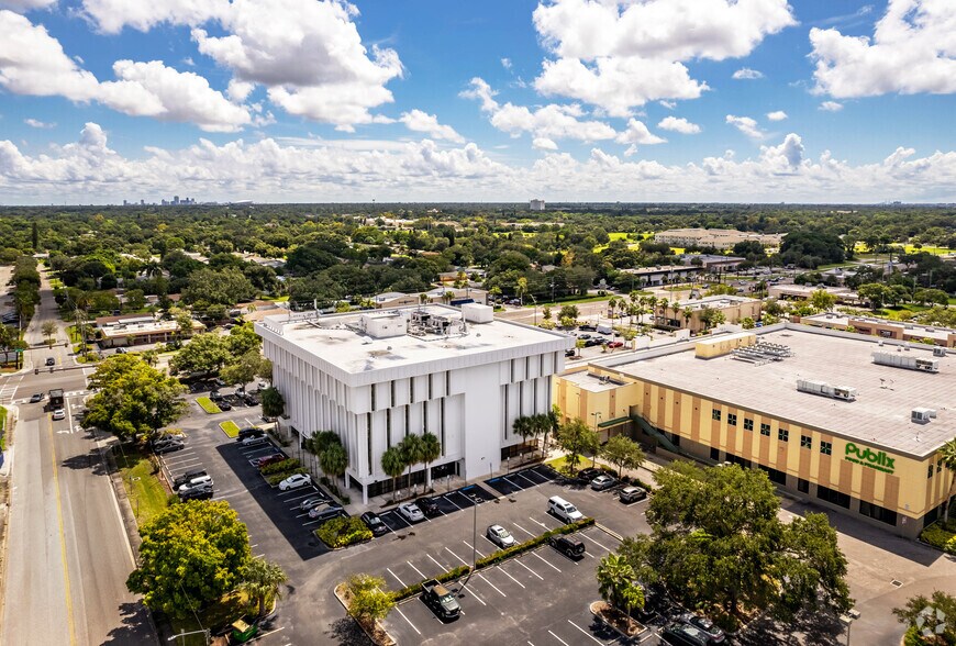 More Photos Of 1700 66th St N, Saint Petersburg Office For Lease