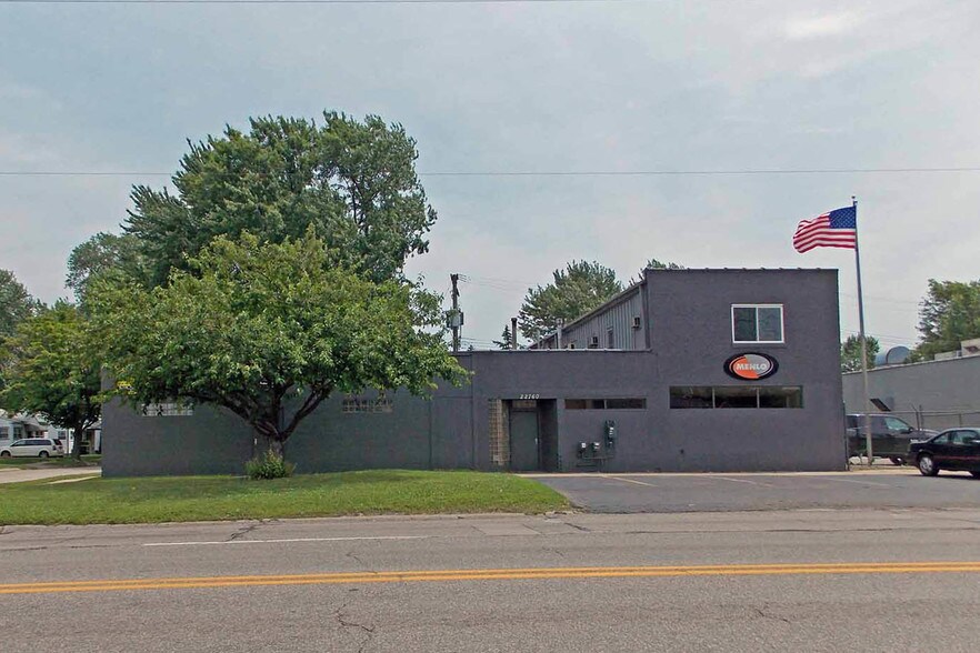 More Photos Of 22760 Dequindre Rd, Warren Warehouse For Sale
