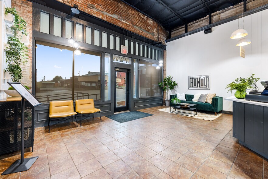 More Photos Of 14 W Main St, Idabel Restaurant For Sale