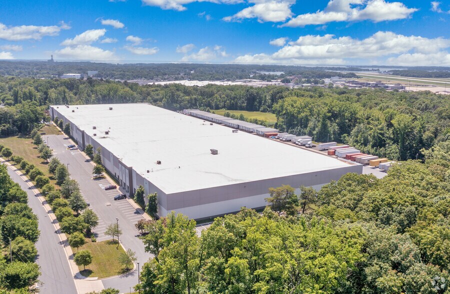 More Photos Of 1225 Bengies Rd, Middle River Distribution For Lease