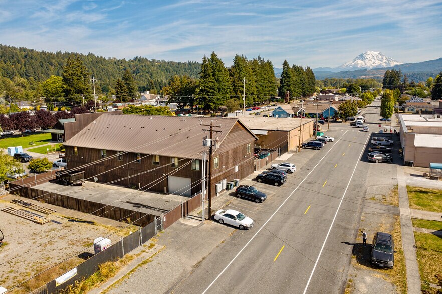 Primary Photo Of 120 Corrin Ave NW, Orting Office Residential For Lease