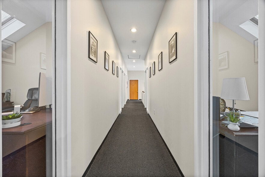 More Photos Of 955 E Henrietta Rd, Rochester Medical For Lease