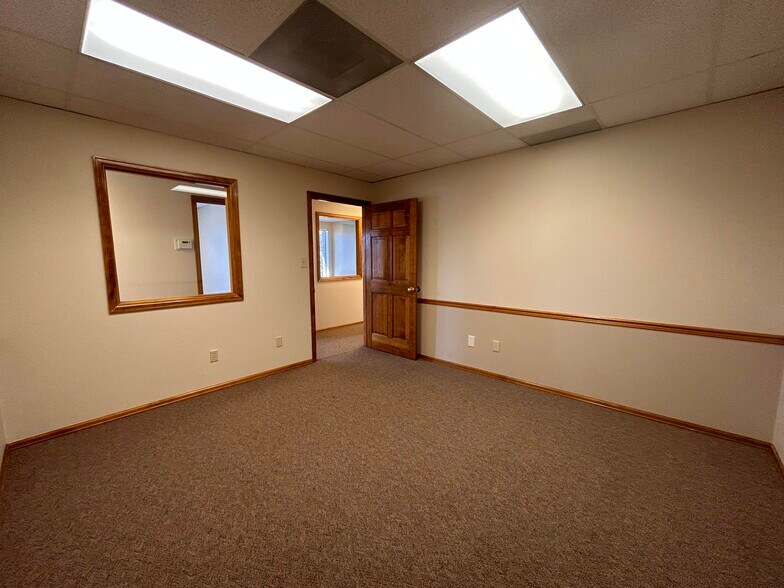 More Photos Of 1925 Dominion Way, Colorado Springs Office For Lease
