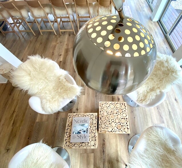 More Photos Of 2906 White Mountain Hwy, North Conway Hotel For Sale