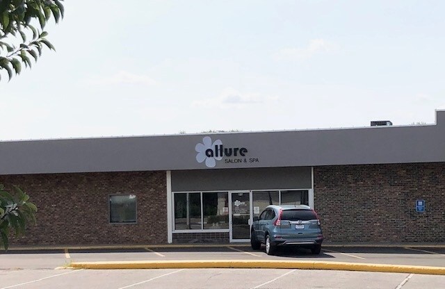 More Photos Of 111-190 Easy Shopping Pl, Elkhart Unknown For Lease