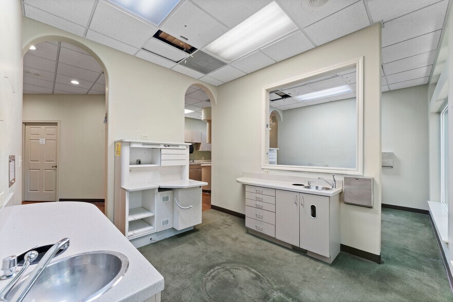 More Photos Of 3403 Rivers Edge Trl, Kingwood Medical For Lease