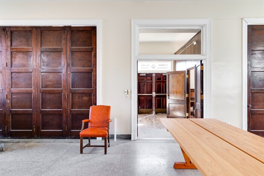 More Photos Of 520 N 25th St, Richmond Lodge Meeting Hall For Lease
