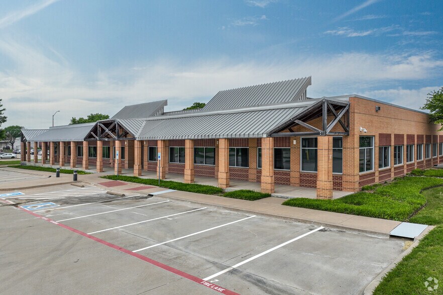 Primary Photo Of 4000 Fossil Creek Blvd, Fort Worth Office For Sale