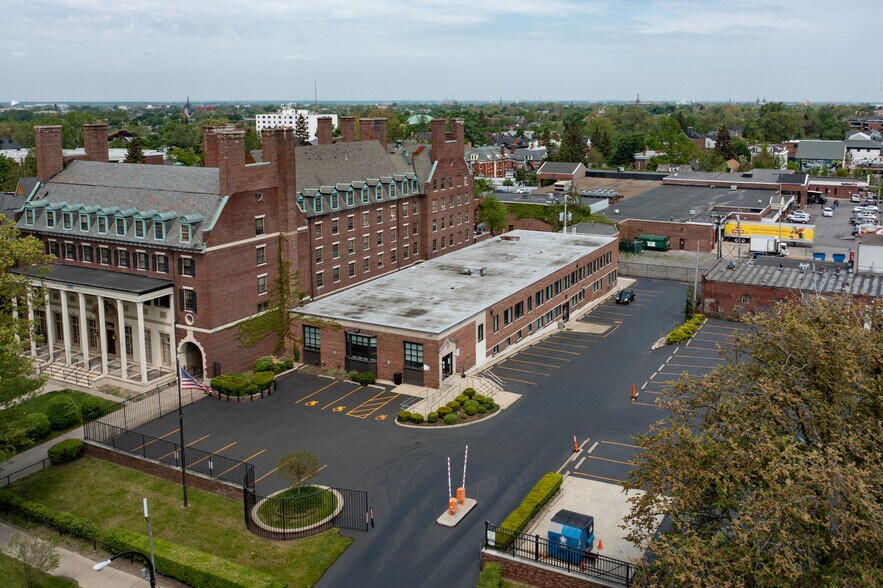 More Photos Of 235 North St, Buffalo Medical For Sale