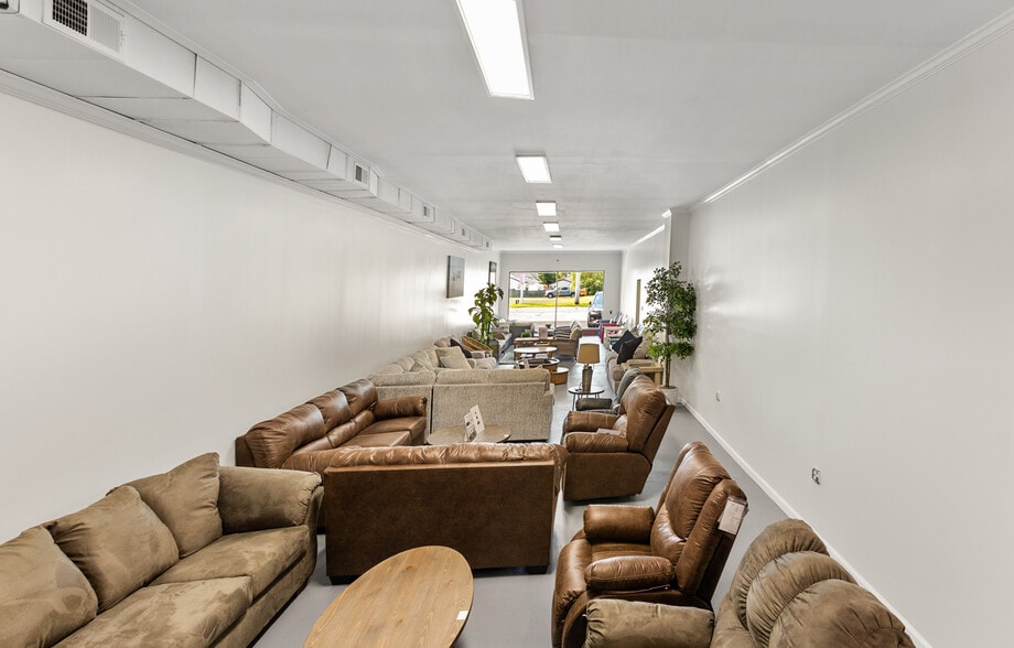 More Photos Of 2926 Mountain Rd, Pasadena Storefront Retail Office For Lease