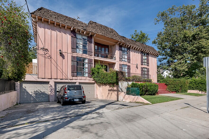 More Photos Of 729 Raleigh St, Glendale Apartments For Sale
