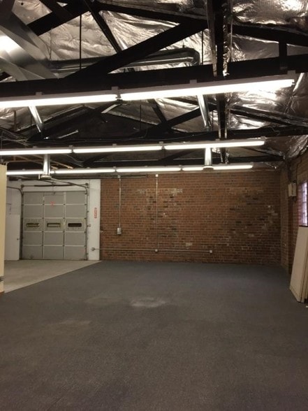 More Photos Of 130 N Main St, Dupo Loft Creative Space For Sale