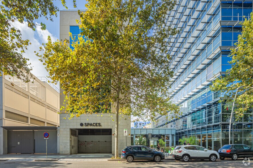 More Photos Of 193-201 Carrer de Pallars, Barcelona Coworking Space