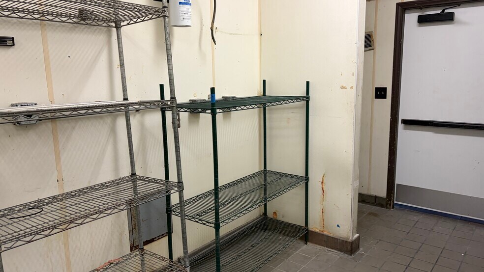 More Photos Of 150-154 Grand Ave, Escondido Restaurant For Lease