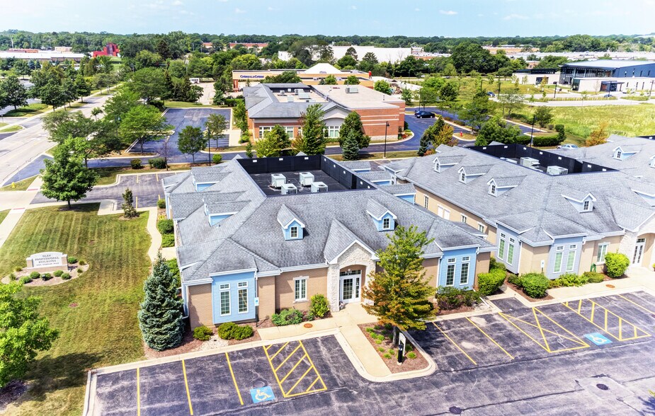 More Photos Of 2550 Compass Rd, Glenview Medical For Sale