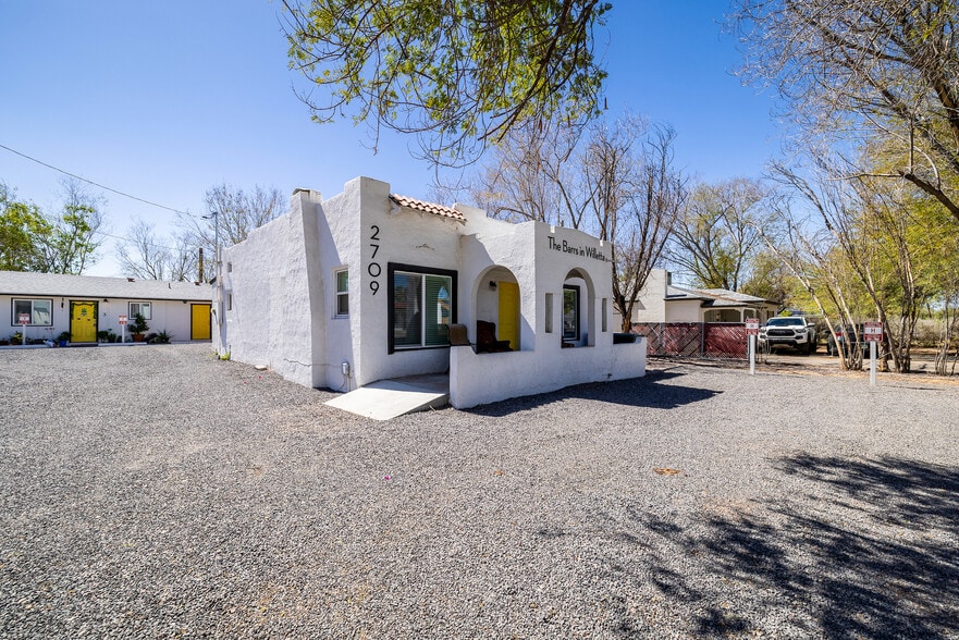 More Photos Of 2709 E Willetta St, Phoenix Apartments For Sale
