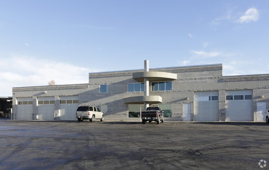 Primary Photo Of 1550 W Gordon Ave, Layton Service For Lease