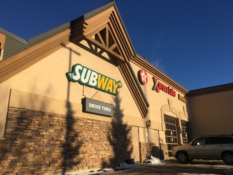 More Photos Of 411 Airport Rd E, Leduc County Storefront For Lease