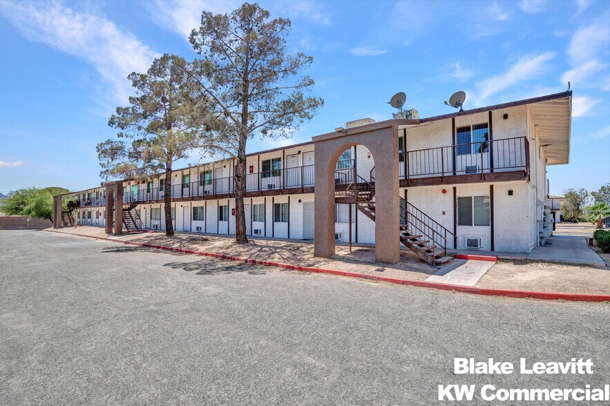More Photos Of 4330 Las Vegas Blvd N, Las Vegas Apartments For Sale