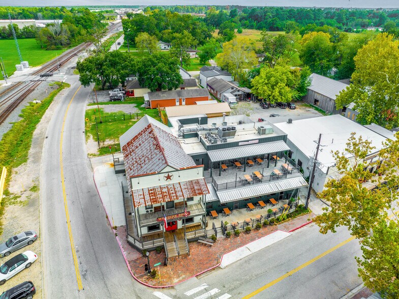 More Photos Of 106 Spring School Rd, Spring Storefront Retail Office For Sale