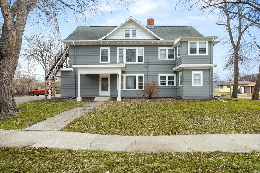 More Photos Of 826 21st St S, Fargo Apartments For Sale