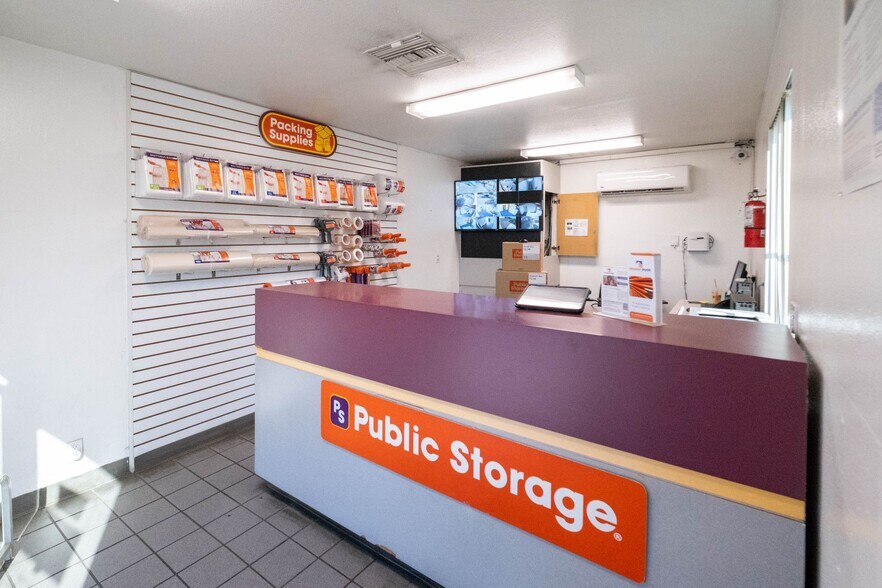 More Photos Of 5950 Federal Blvd, San Diego Self Storage For Sale