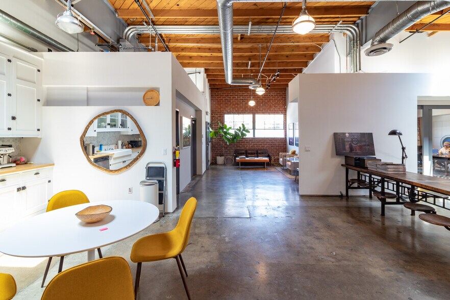 More Photos Of 3002 Pennsylvania Ave, Santa Monica Loft Creative Space For Lease