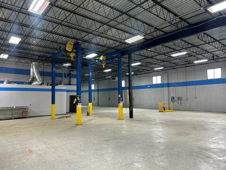 More Photos Of 356-362 Getty Ave, Clifton Warehouse For Lease